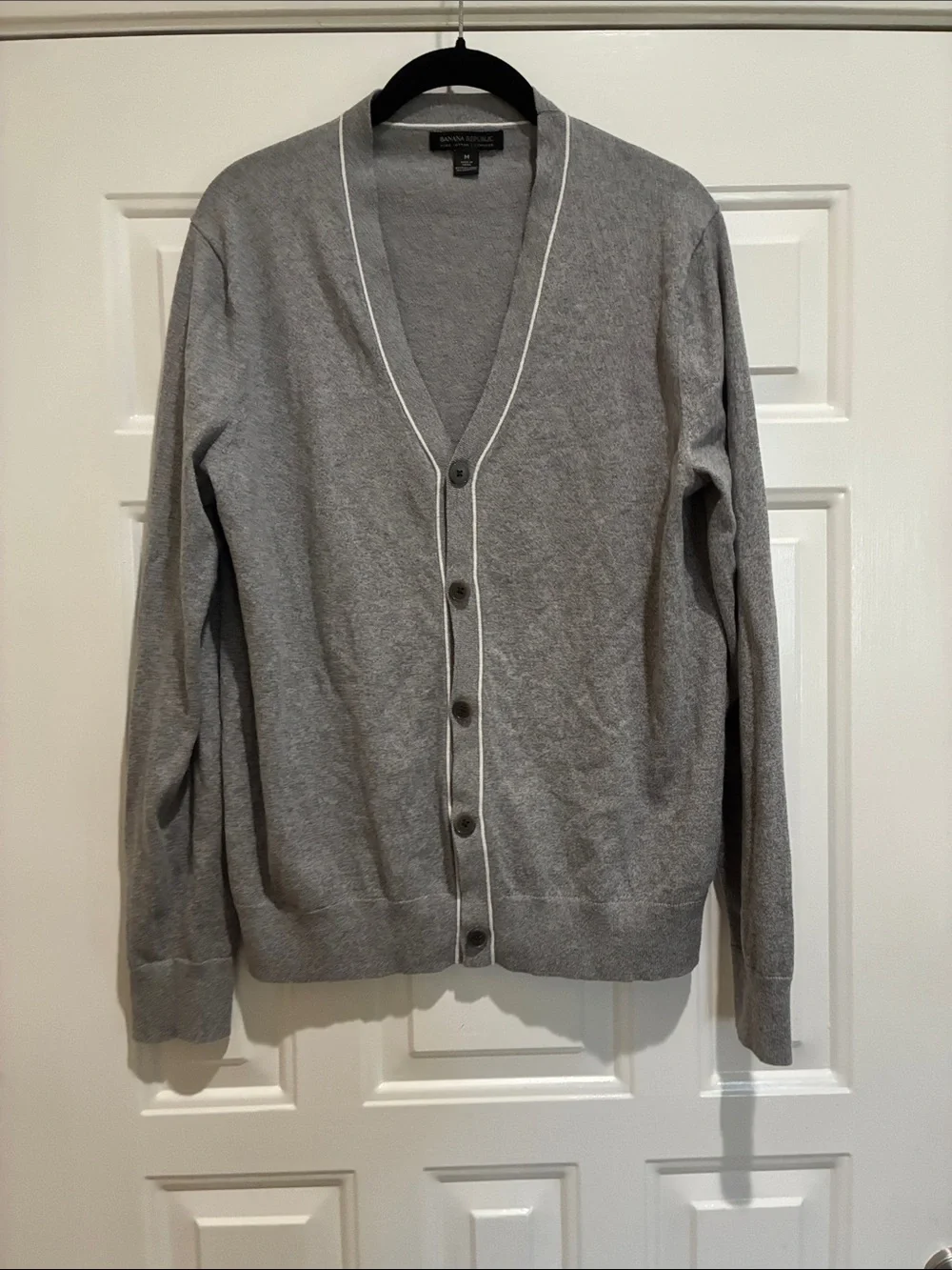 Banana Republic Grey Pima cotton/cashmere Cardigan with White Piping